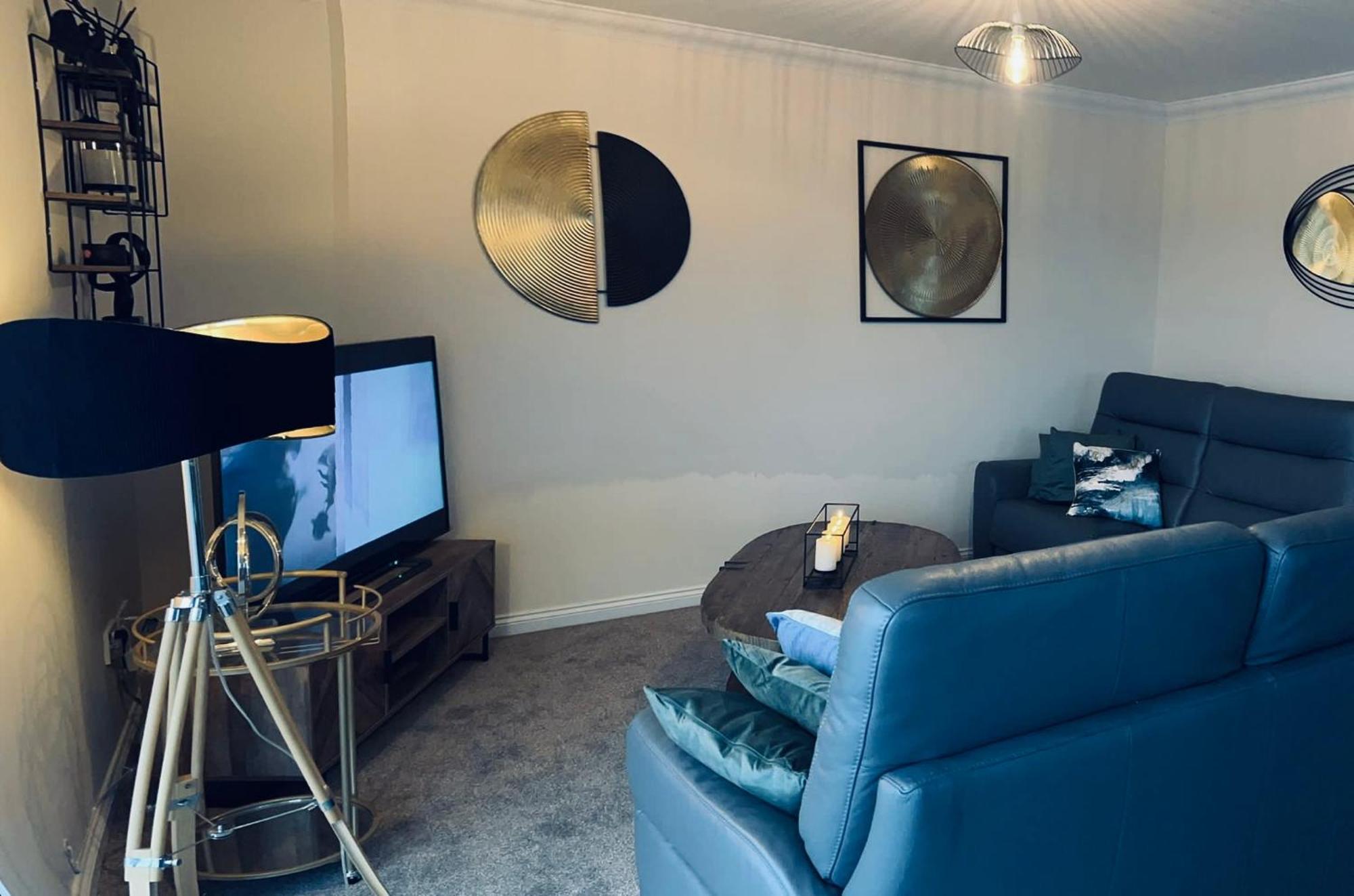 אינברנס Central Cosy Riverview Apartment 2 Bed, 2 Bath, Free Parking / Wifi מראה חיצוני תמונה