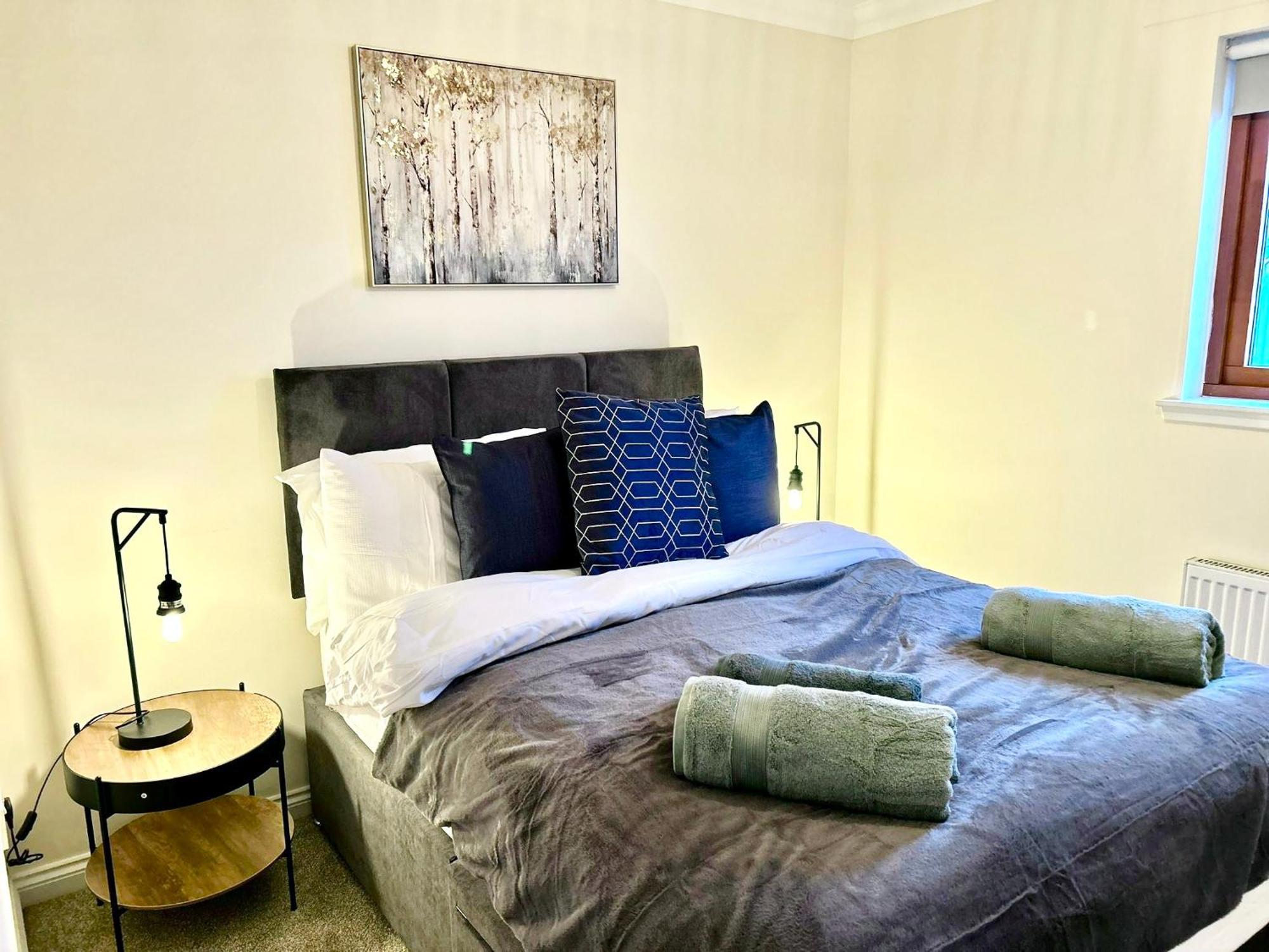 אינברנס Central Cosy Riverview Apartment 2 Bed, 2 Bath, Free Parking / Wifi מראה חיצוני תמונה